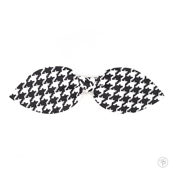 Houndstooth Pip Knot Clip